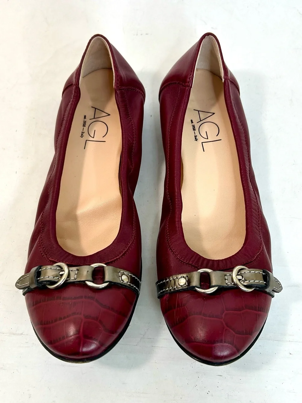 AGL Monika Cap Toe Ballet Flat in Burgundy Leather size 38.5 / 8.5